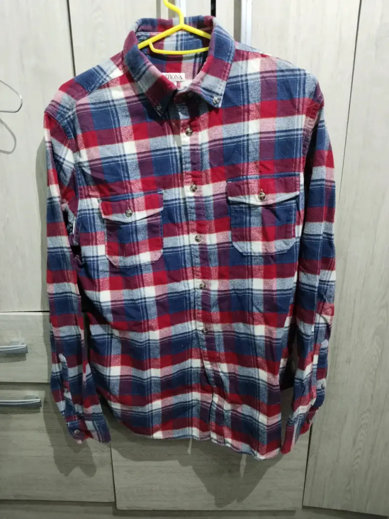 Camisa a cuadros roja y azul - 1