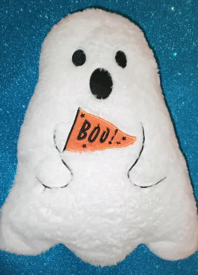 Cojín fantasma decorativo - miniatura 1
