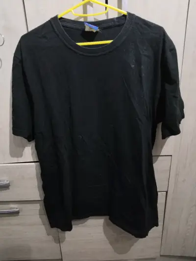 Polera básica negra - miniatura 1