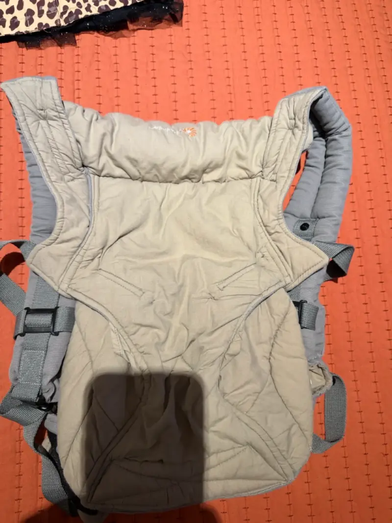 Portabebé Ergobaby 360 gris - 4