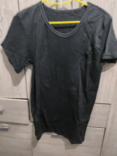 Polera negra básica - miniatura 1