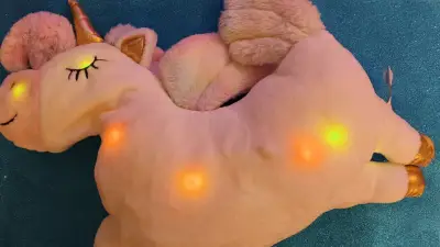 Cojín de unicornio con luces - miniatura 1