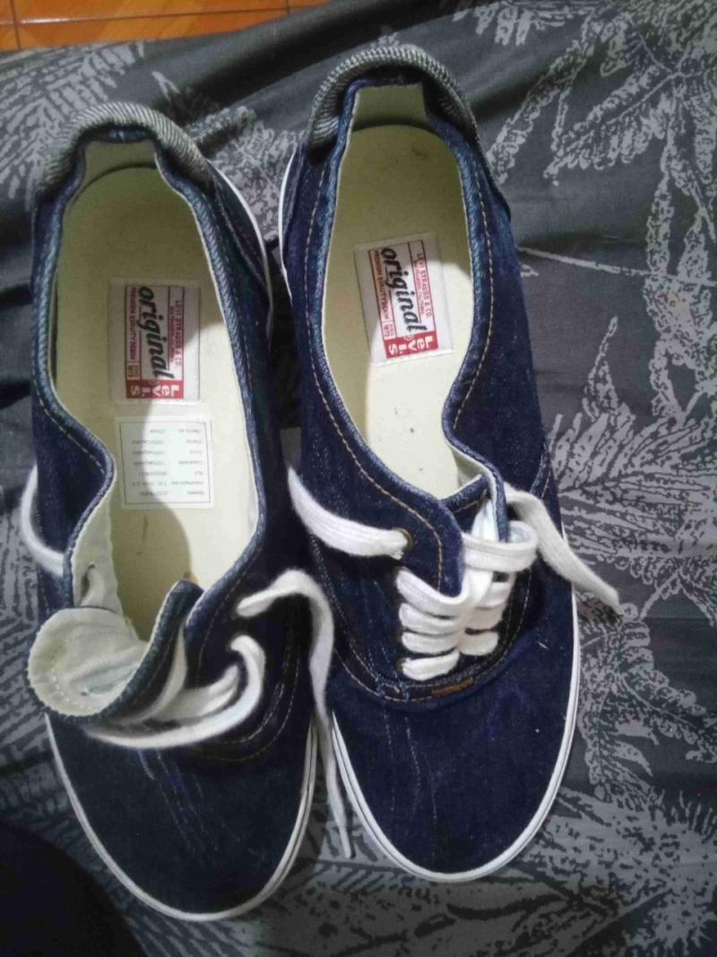 Jeans Levi's azules originales - 3