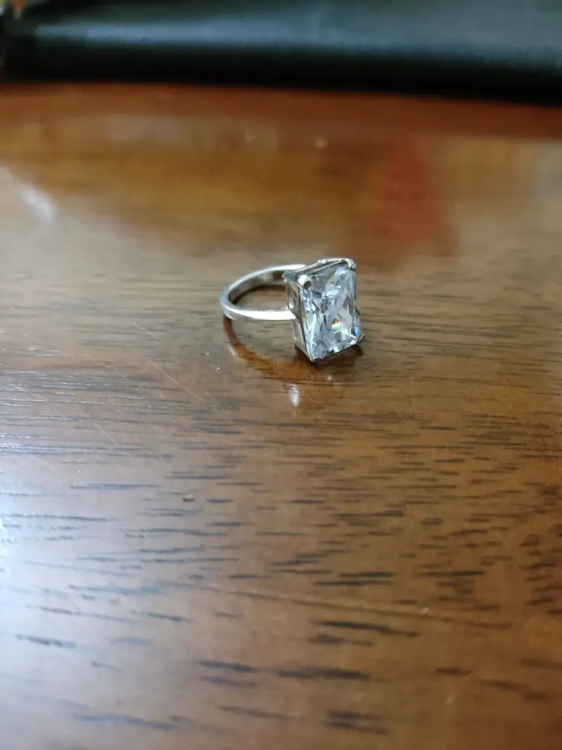 Anillo con piedra brillante plata 925 - 1