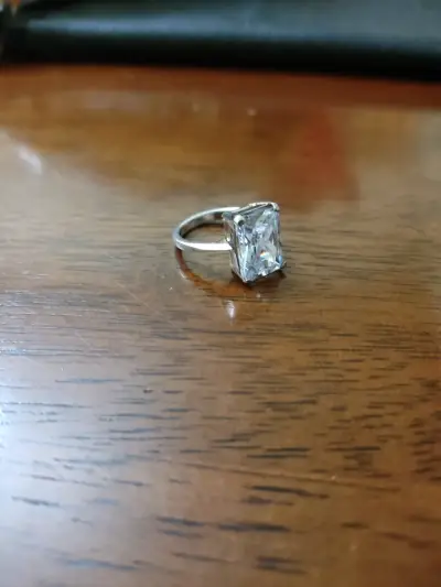 Anillo con piedra brillante plata 925 - miniatura 1