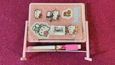 Mini Pizarra magnética Hello Kitty - miniatura 3