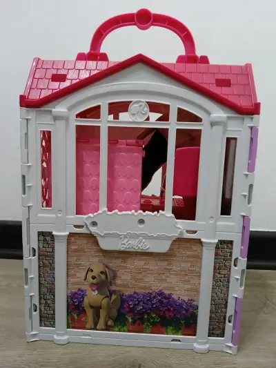 Casa de muñeca barbie con accesorios - miniatura 5