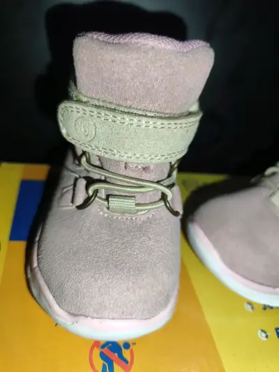 Botines de gamuza marca bamers número 19 - miniatura 1