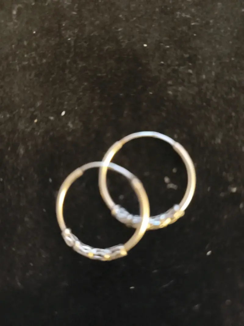 Aros de plata pequeños