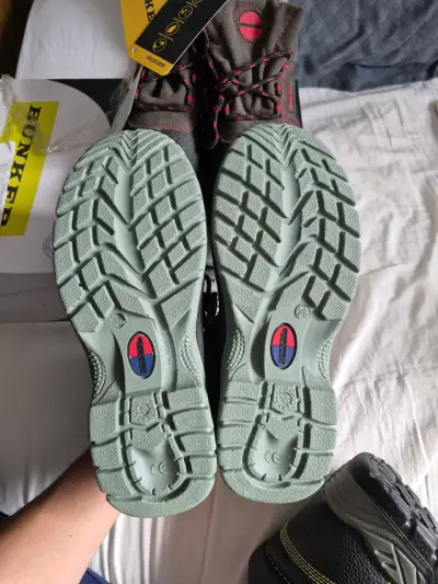 zapatos de seguridad nuevos talla 40 y 38 - miniatura 3
