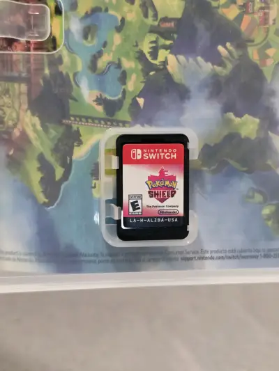 Pokémon Shield - Nintendo Switch - miniatura 4