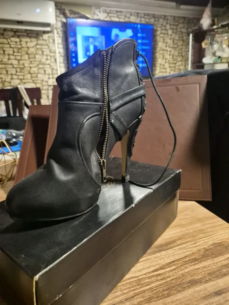 Botines de tacón alto negros - 2