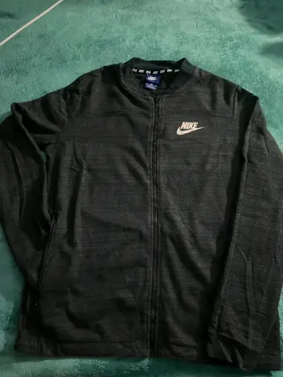 Chaqueta deportiva Nike negra - miniatura 1