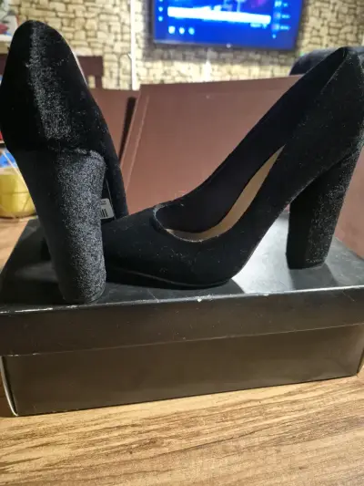 Tacones negros Gotta elegantes - miniatura 3