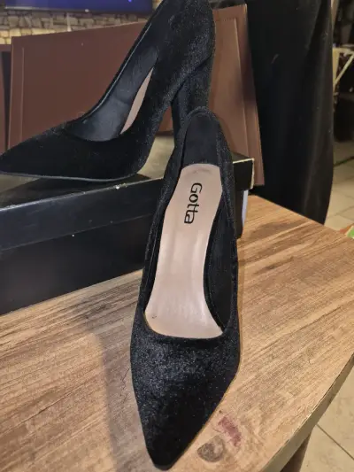 Tacones negros Gotta elegantes - miniatura 4
