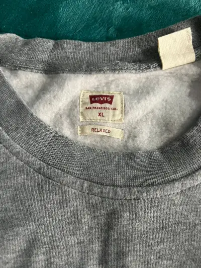 Polerón gris Levi's unisex - miniatura 2