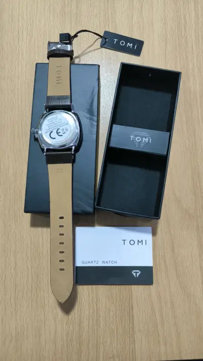 Reloj clásico TOMI cuero marrón - miniatura 3