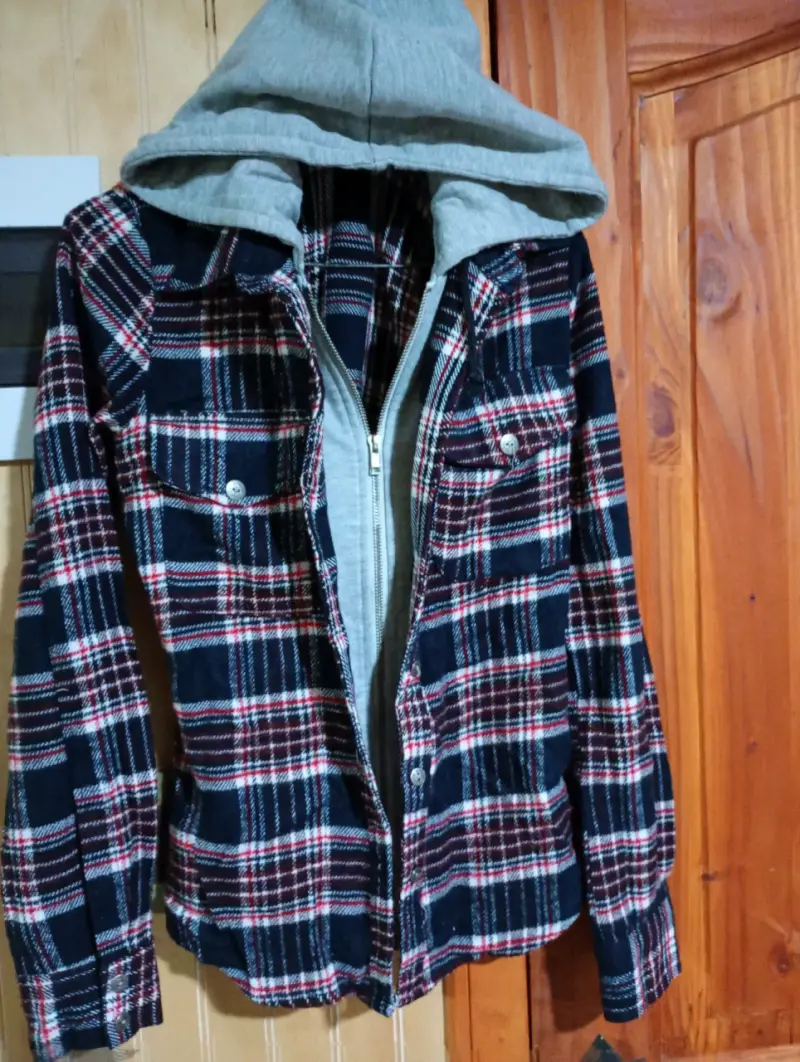 Chaqueta de cuadros con capucha - 1
