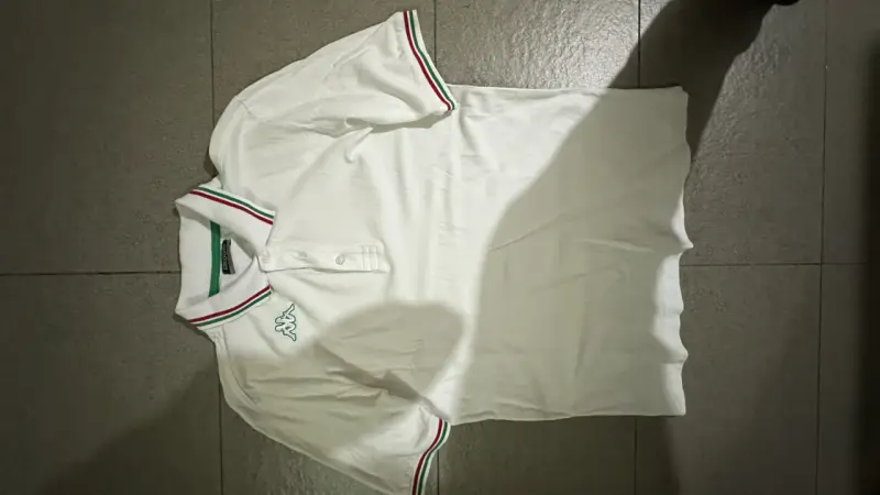 Polera Polo blanca Kappa