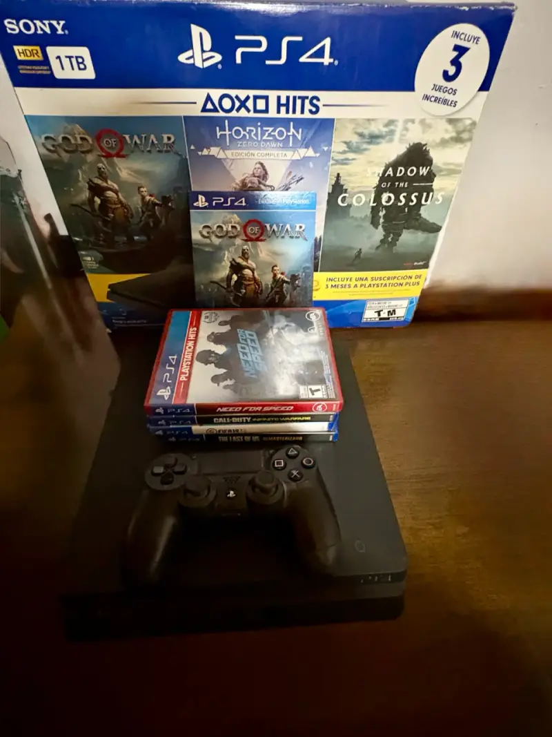 Consola PS4 con juegos incluidos - 3