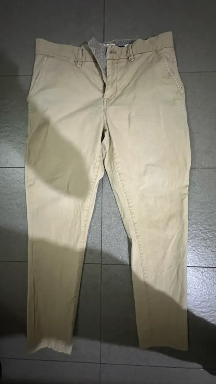 Pantalones beige de hombre