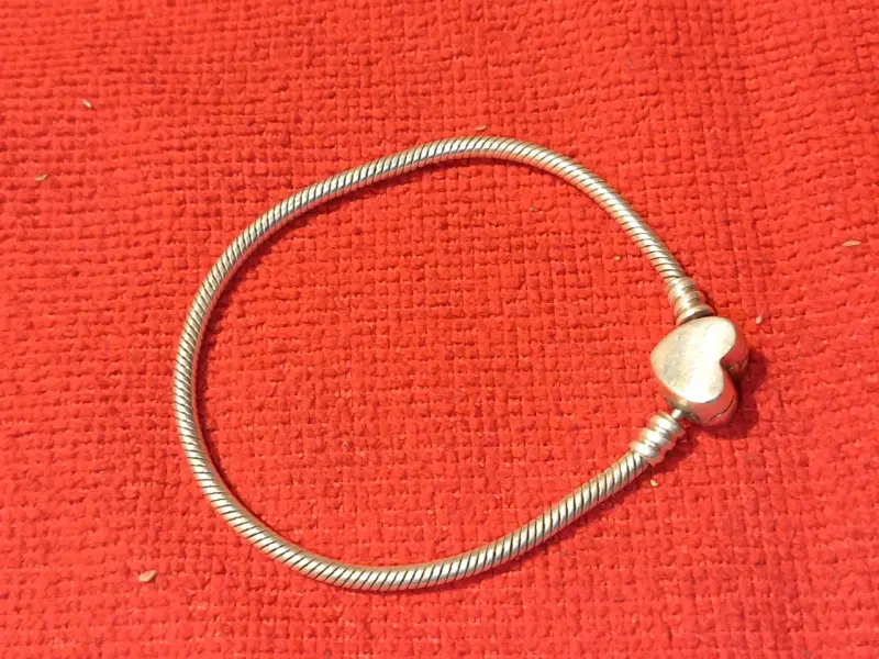 Pulsera de cadena con dije corazón - 3