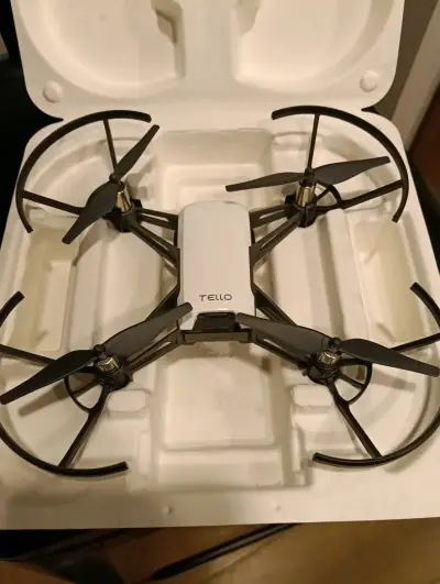 Ryze DJI Tello en buen estado - miniatura 1