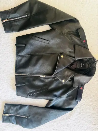 Chaqueta de cuero negra - miniatura 1