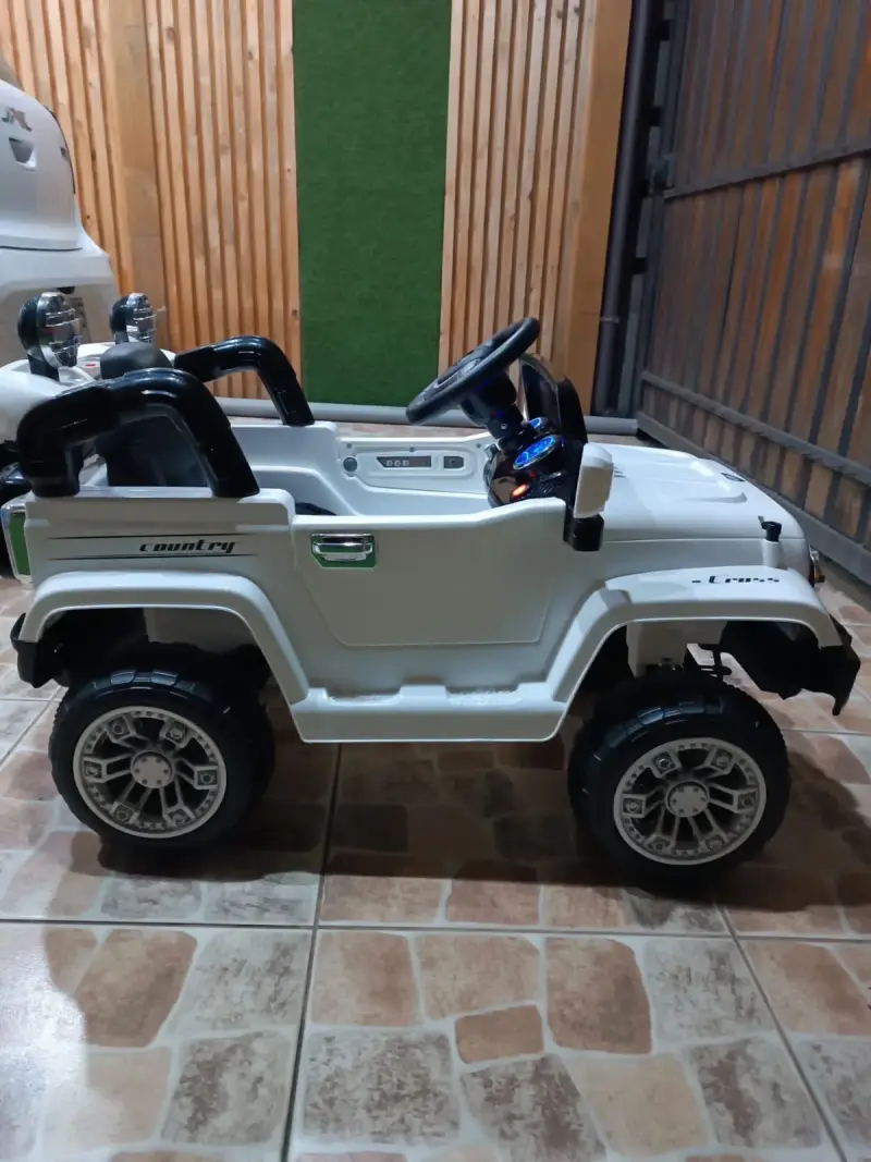 Auto eléctrico para niños blanco - 2