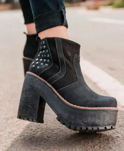 Botines negros con plataforma n37 - miniatura 1