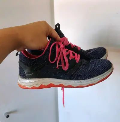 Zapatillas Skechers n32 - miniatura 3