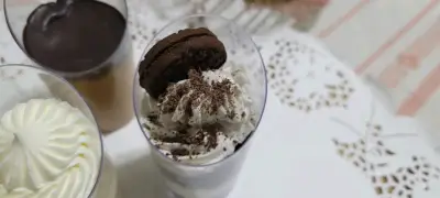 Postres en vasos variados - miniatura 5