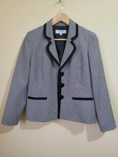 Blazer blanco y negro S - miniatura 1
