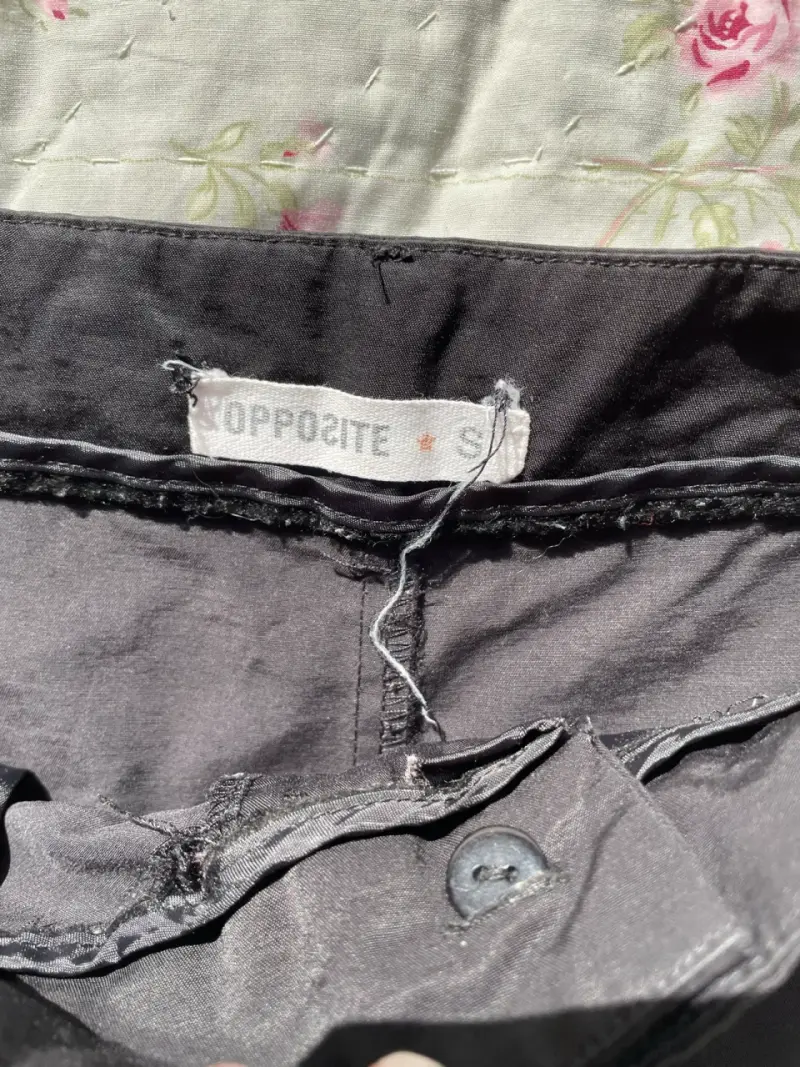 Pantalones cargo negros - 2