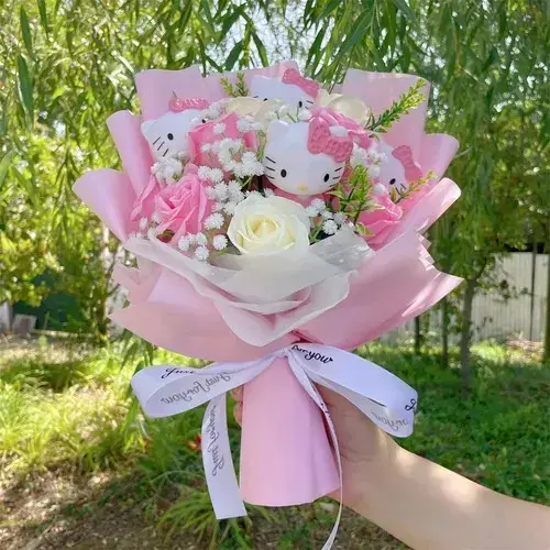 Ramo de flores y peluches