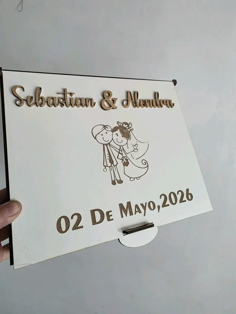 Caja de regalos personalizada - 6