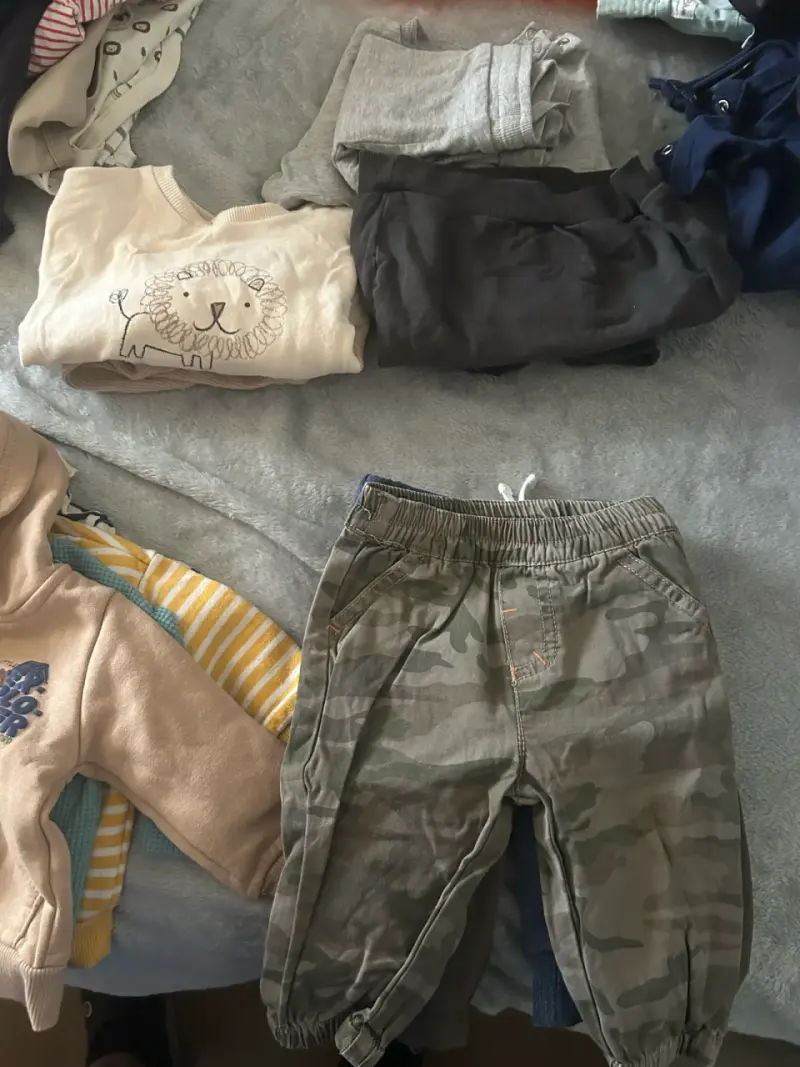 Lote de ropa de bebé unisex 3-6meses - 2