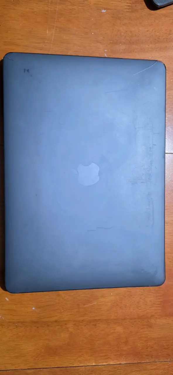 Macbook Pro año 2020 - 1