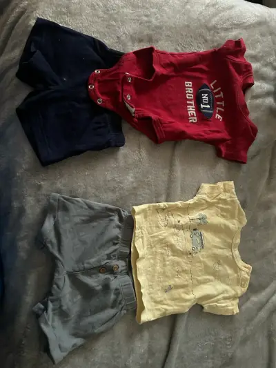 Conjunto de bebé 2 piezas y 1 pieza talla 3-6 mese - miniatura 1