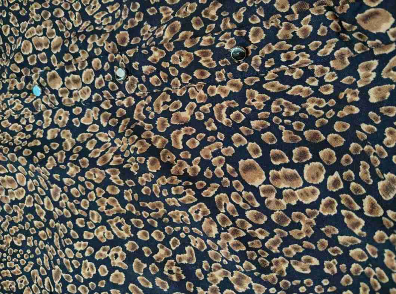 Blusa estampado animal print - 2