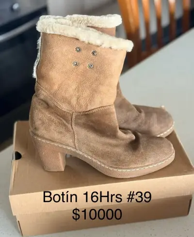 Botines café con lana interior marca 16 Hrs - miniatura 1