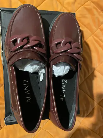 Zapatos burdeos con tacón grueso - miniatura 3