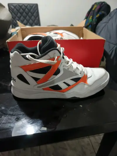 Zapatillas deportivas blancas y naranjas - miniatura 6