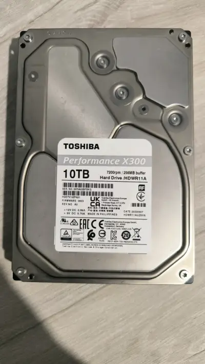 Disco Duro Toshiba 10TB NAS X300 3.5 - miniatura 1