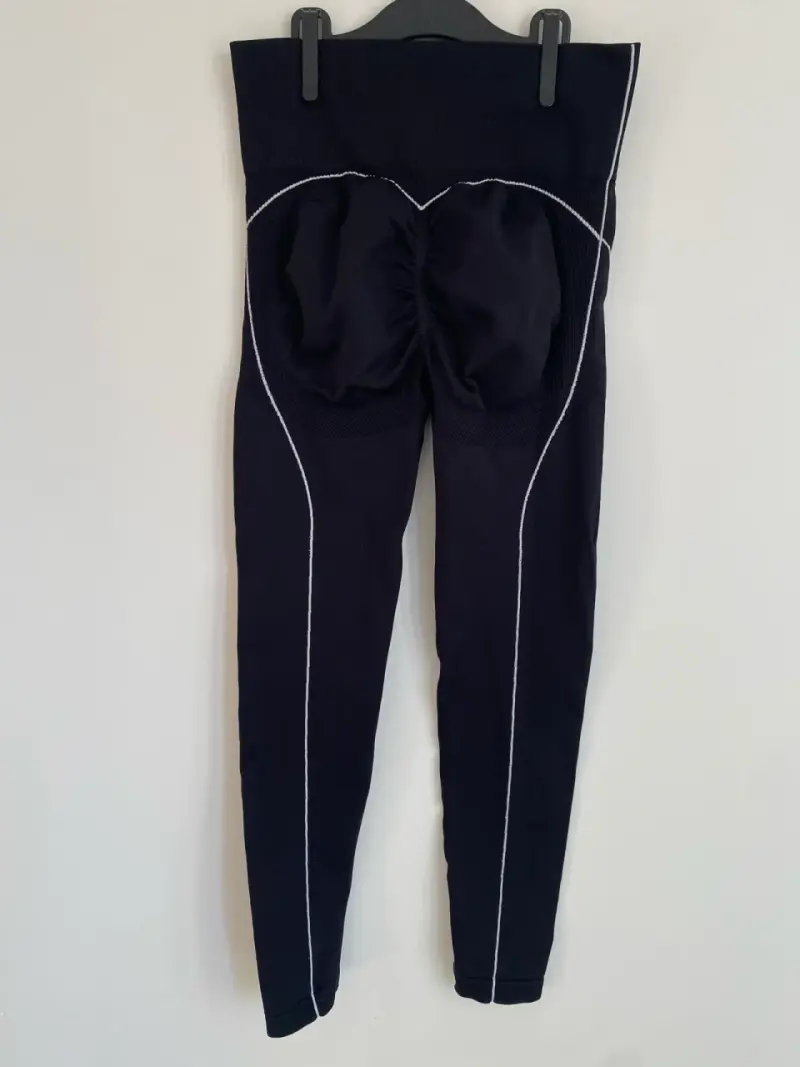 Conjunto deportivo - 4