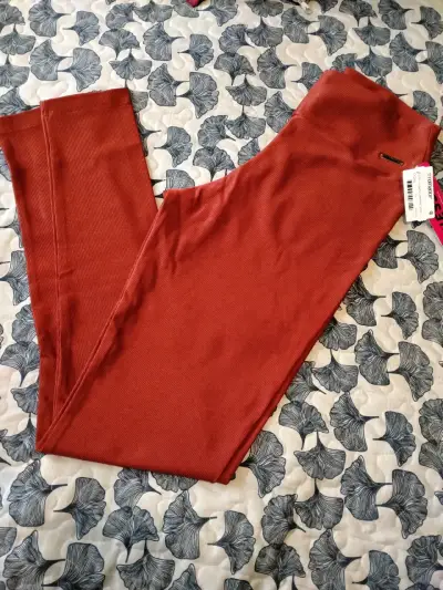 Leggings marrones con etiqueta - miniatura 2
