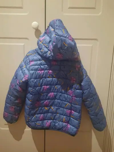 Chaqueta acolchada infantil azul - miniatura 2