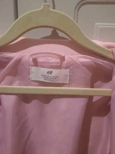 Chaqueta de lentejuelas arcoíris - miniatura 4