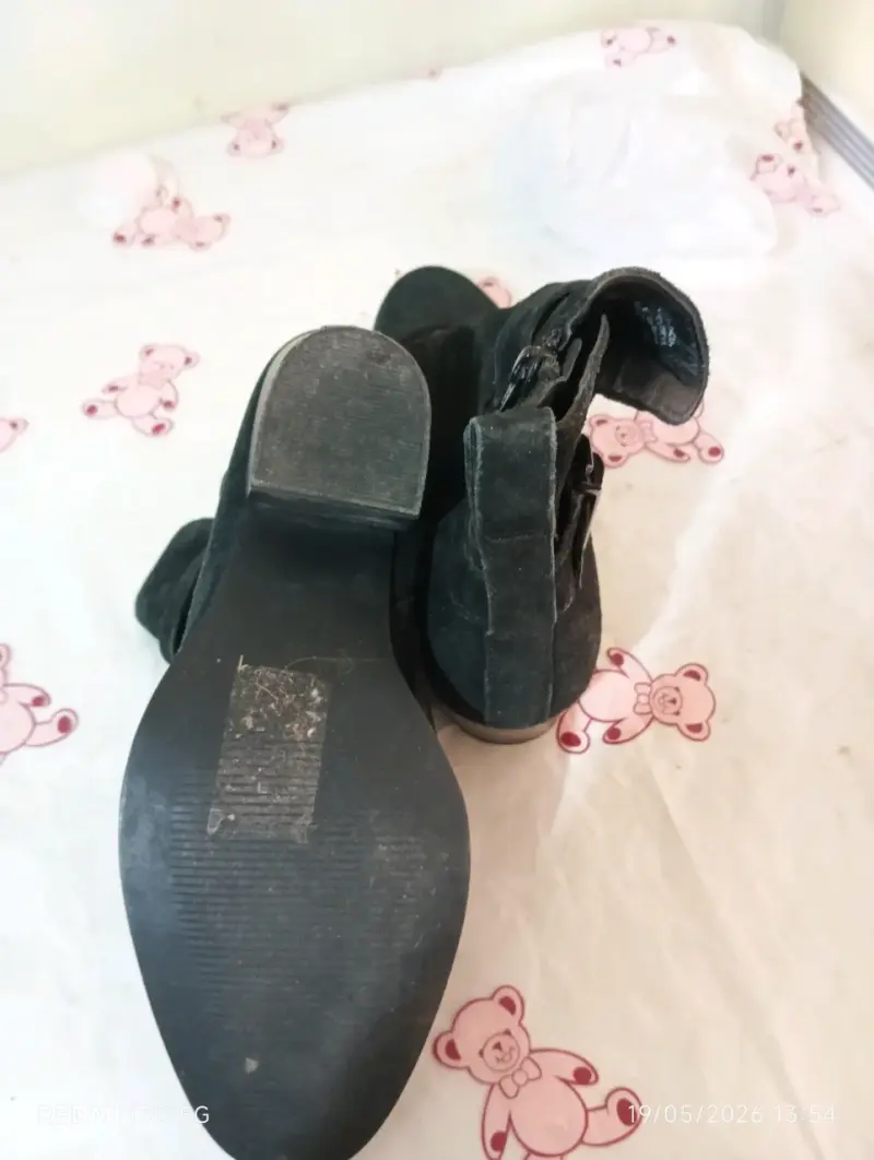 Botines negros de gamuza - 4