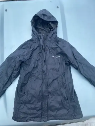 Chaqueta impermeable Columbia negra - miniatura 1